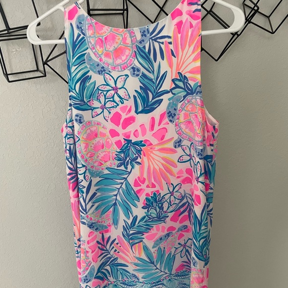 Gorgeous Lily Pulitzer dress. XS- only worn once or twice. Mint condition. - Picture 2 of 3